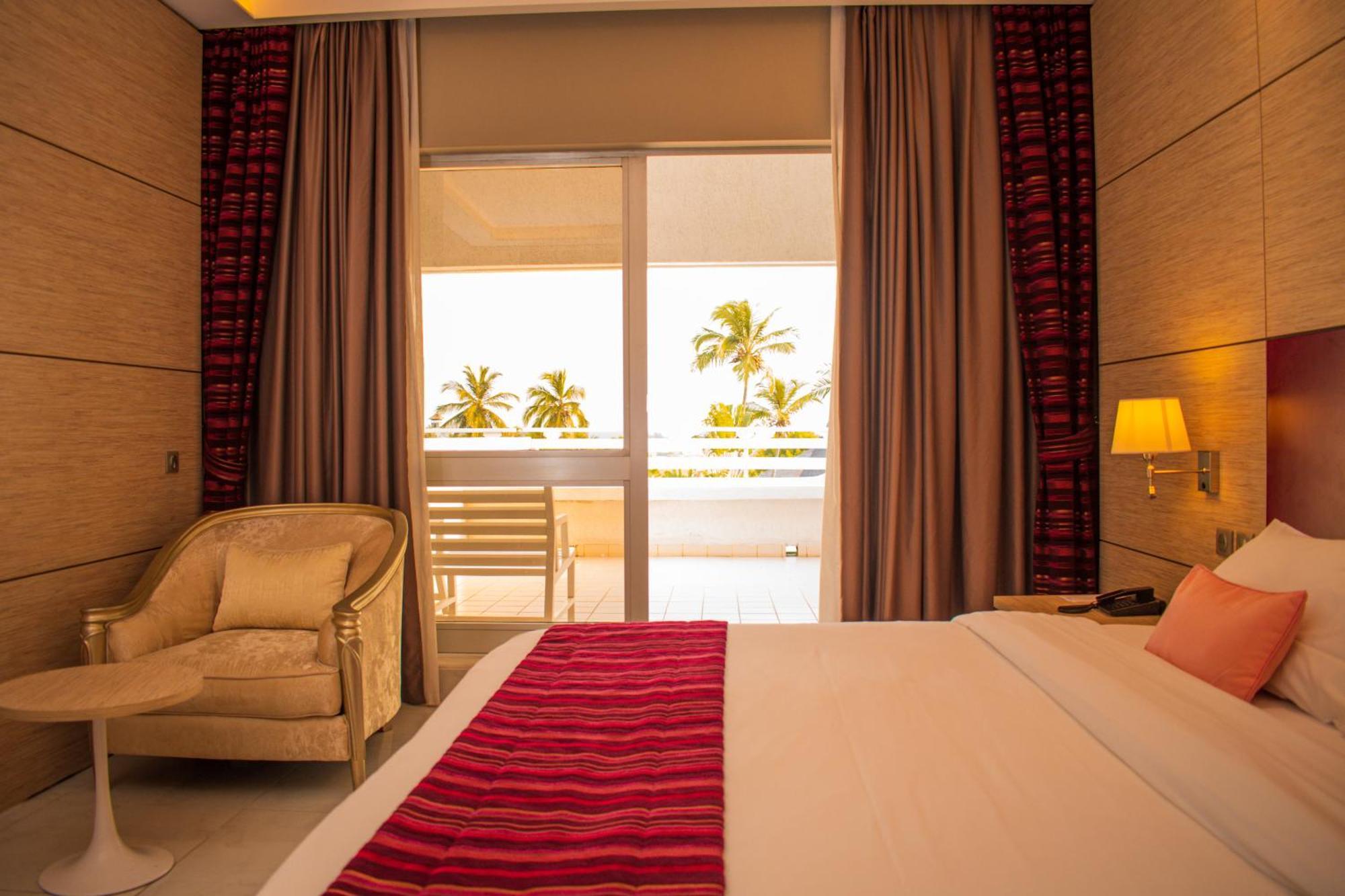 Hotel Sarakawa Ломе Екстер'єр фото