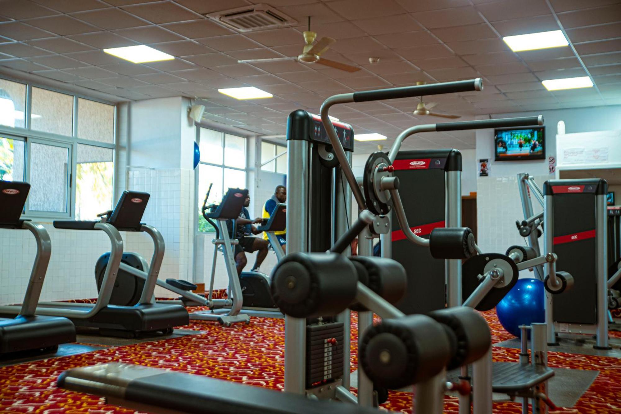 Hotel Sarakawa Ломе Екстер'єр фото